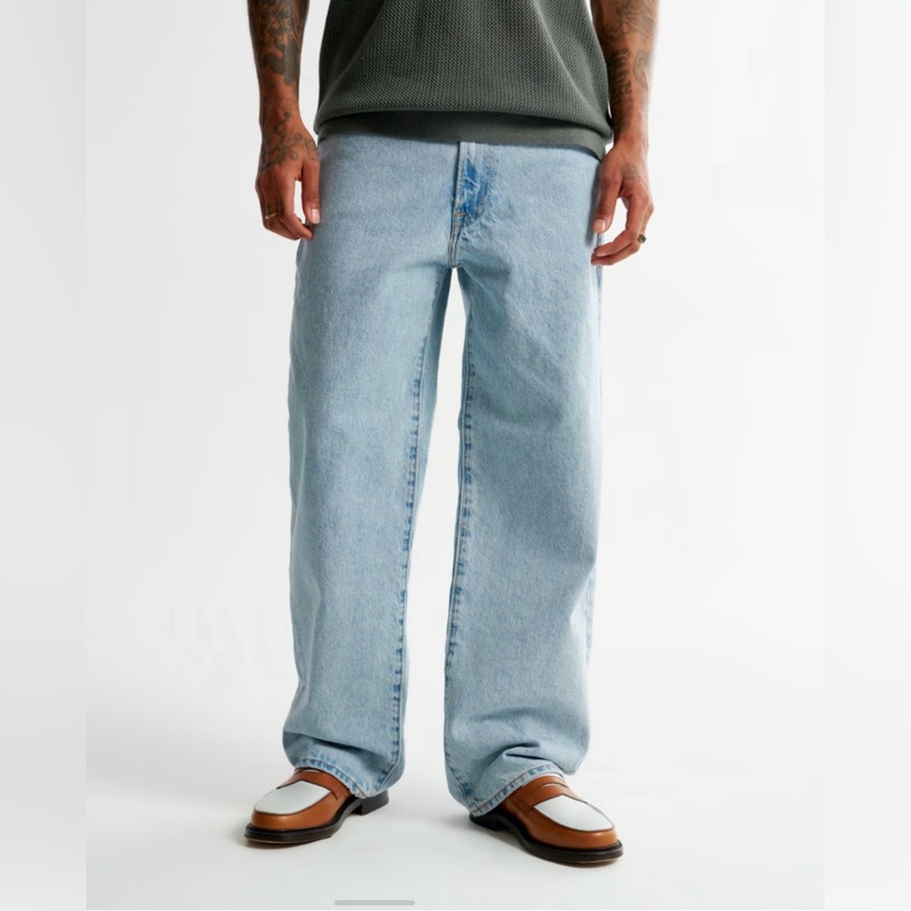 A&F Baggy Jeans